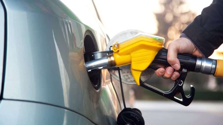 Read more about the article Fuel costs are rising again. Smart fleets are responding differently.